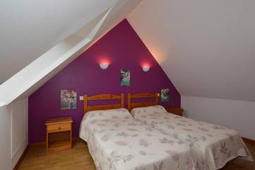 Gîte pour 14 personnes, avec jardin et terrasse à Saint-Méloir-des-Ondes