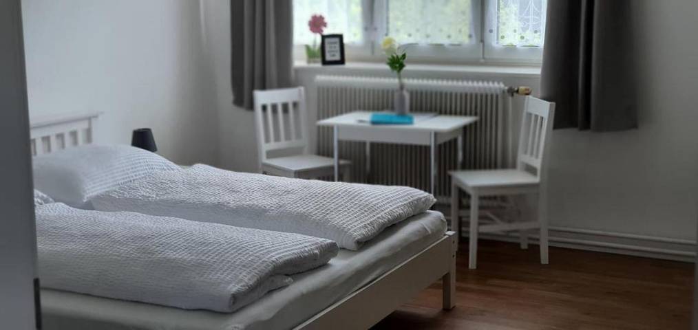 Ferienwohnung für 3 Personen, mit Garten