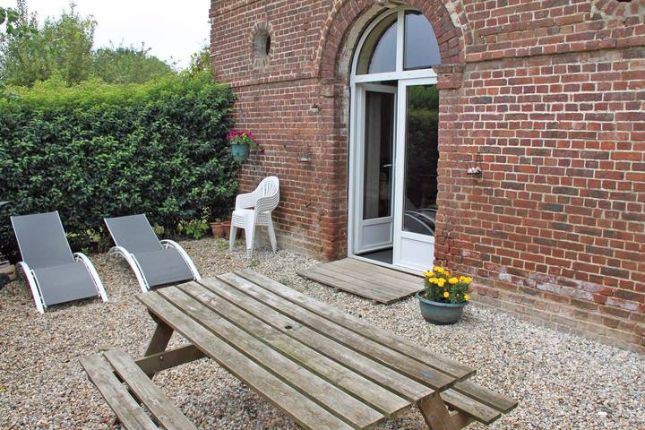 Gîte pour 4 personnes, avec Jardin et Vue dans Ambrumesnil
