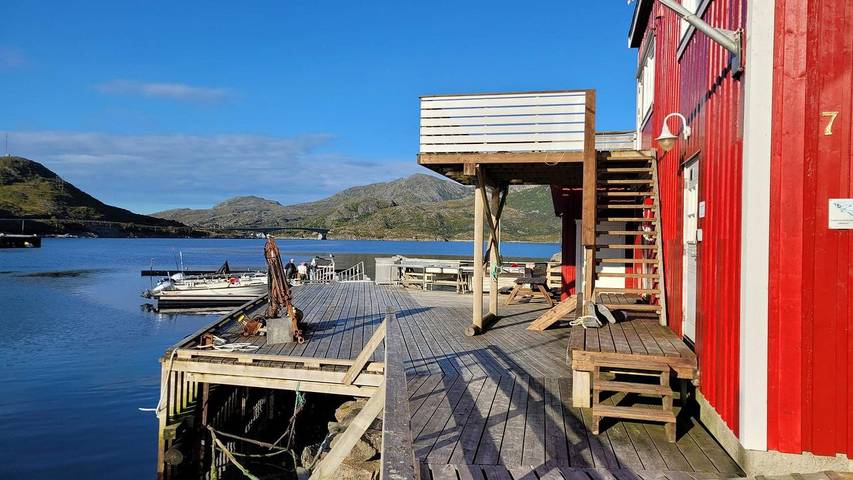 Hütte für 9 Personen, mit Terrasse auf den Lofoten - 2