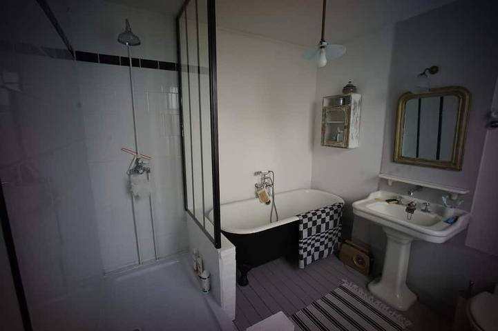 Location de vacances pour 8 personnes, avec terrasse et jardin, animaux acceptés à La Cambe - 4