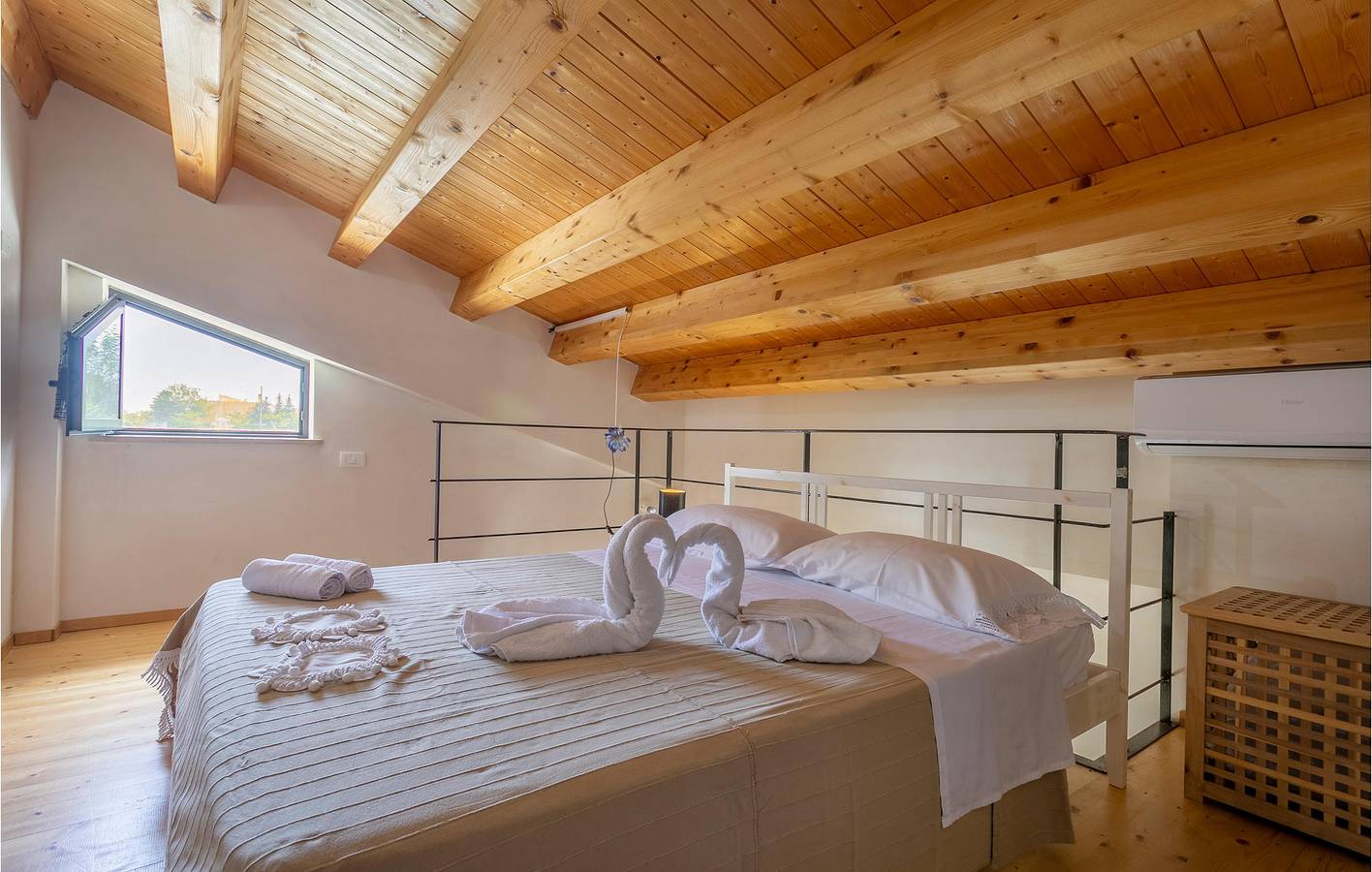 Ganze Ferienwohnung, Umzäuntes Carport Apartment w/ Wifi & Strand in der Nähe in Granelli, Syrakus Provinz