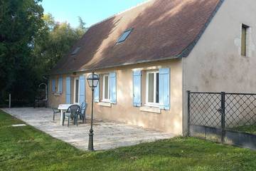 Gîte pour 4 personnes, avec jardin à Preuilly-sur-Claise