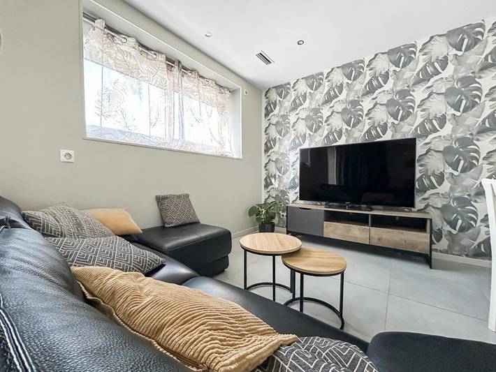 Location de vacances pour 4 personnes, avec jardin et piscine à Val-de-Vesle