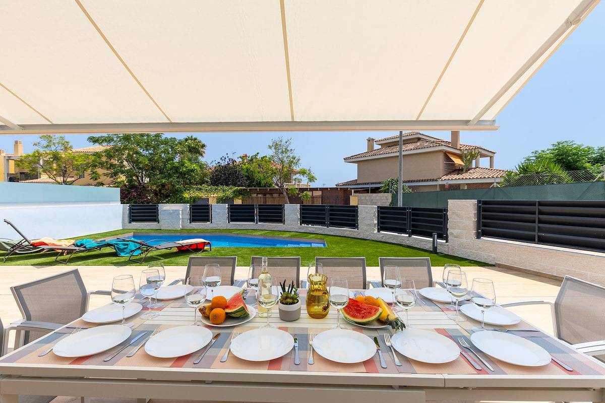 Villa für 14 Personen mit Garten in El Campello, Costa Blanca