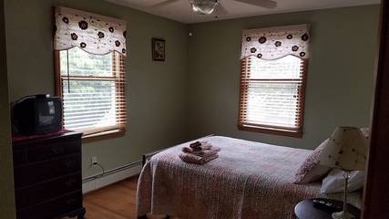 Vacation House for 13 Guests in Narragansett, Rhode Island, Picture 2