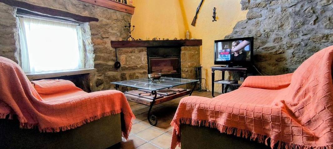 Casa de vacaciones para 5 personas, con vistas además de piscina y jardín, Se admiten mascotas en Comarca de Ávila - 4