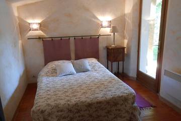 Maison De Vacances pour 4 Personnes dans Bonnieux, Parc naturel régional du Luberon, Photo 4