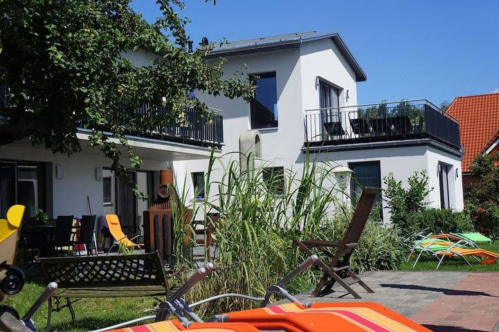 Ferienwohnung für 3 Personen, mit Terrasse und Garten