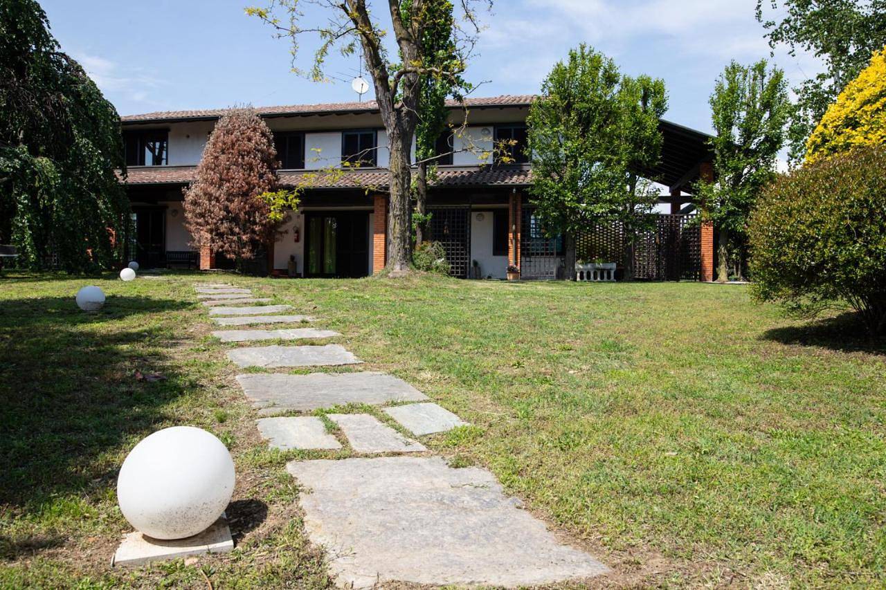 Villa De Alberti in Vergiate, Commune de Vergiate