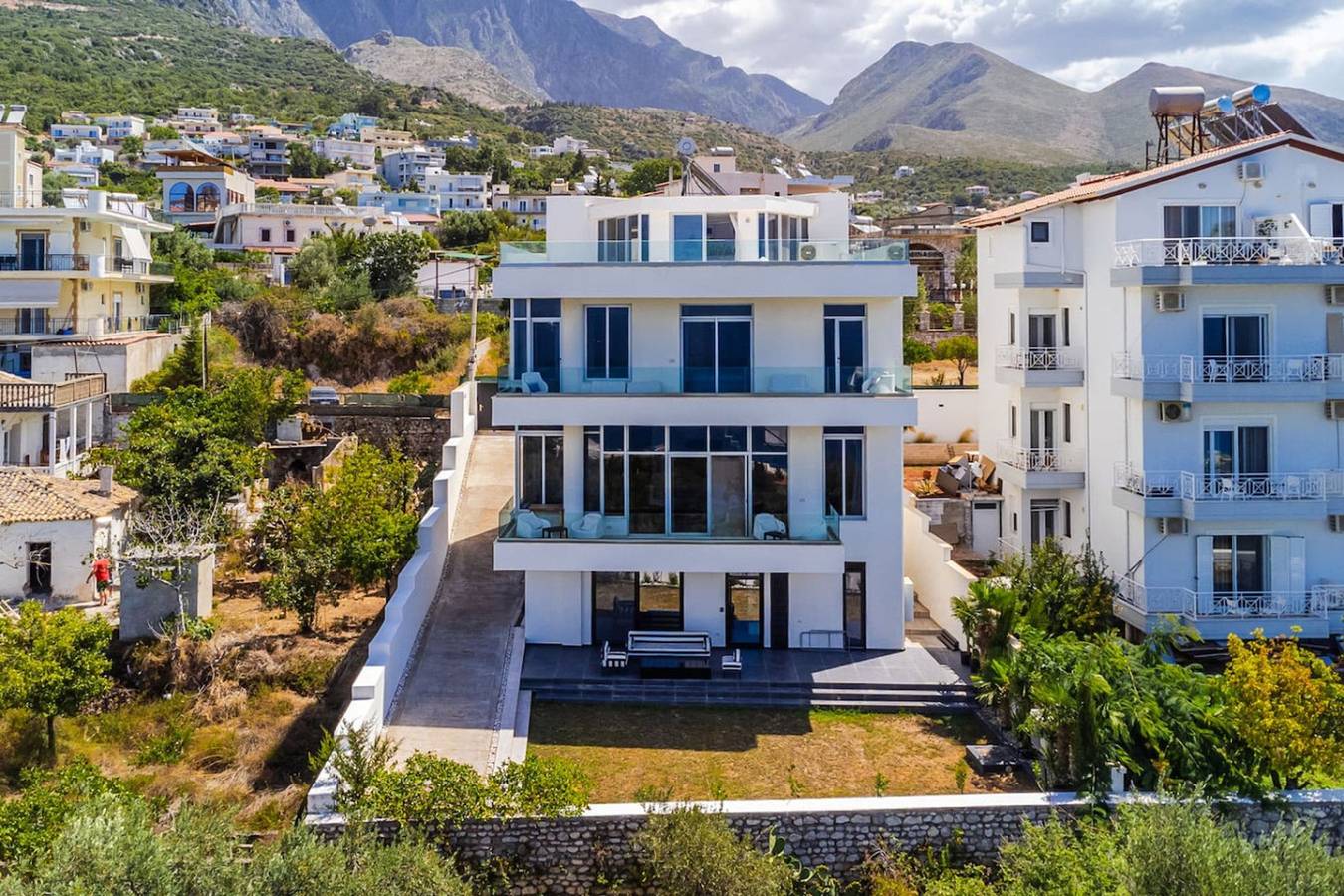 Villa Belle Azure in Gjilekë in Dhërmi, Himarë