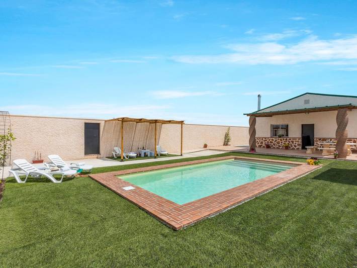 Casa rural para 8 personas, con jardín y piscina, Se admiten mascotas en Sierra Sur de Sevilla - 2