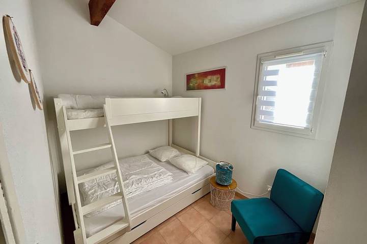 Location de vacances pour 7 personnes, avec piscine et terrasse dans Parc ornithologique du Pont de Gau - 2