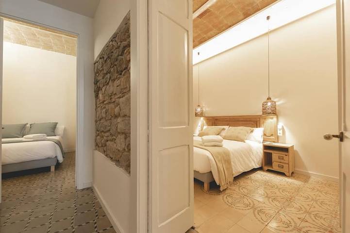 Ganze Wohnung, Bravissimo Mercaders 3-1-2, mit 3 Schlafzimmern im historischen Zentrum in Girona, Gironès