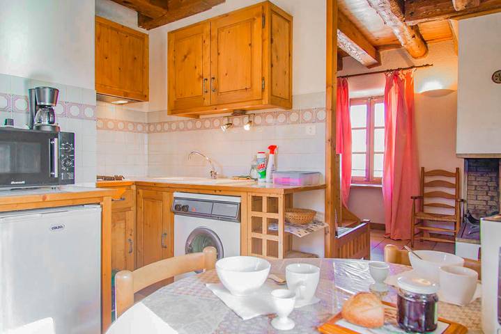 Gîte pour 3 personnes, avec balcon, animaux acceptés dans Mont Lozère et Goulet - 2