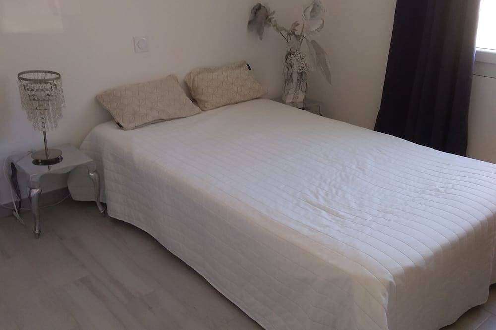 Gemütlicher neuer Pavillon mit Schwimmbad in Pont-Saint-Esprit, Nimes und Umgebung