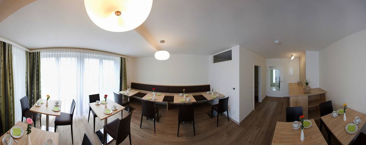Gästehaus Turmblick - Ez mit Balkon und kostenfreiem WLAN in Bad Abbach, Ostbayern