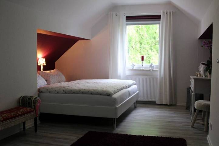 Ferienwohnung für 4 Personen, mit Sauna und Balkon sowie Garten, mit Haustier in Holzminden - 3