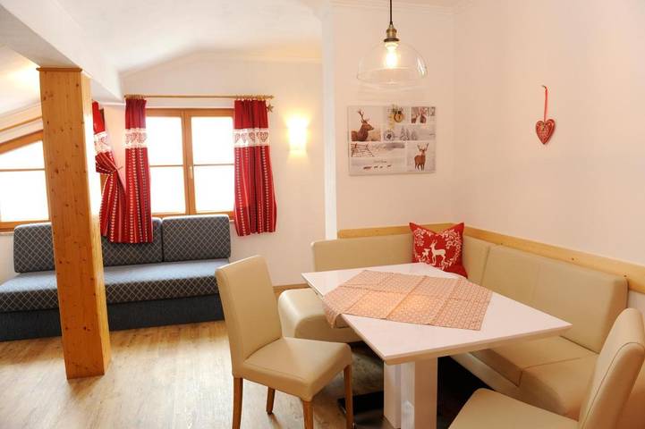 Ferienwohnung für 4 Personen, mit Terrasse und Ausblick sowie Sauna, mit Haustier in Obertauern - 2