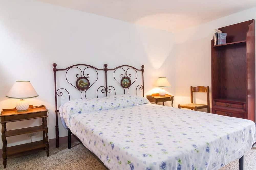\"Sa Costa\" Castle View in Bosa, Planargia