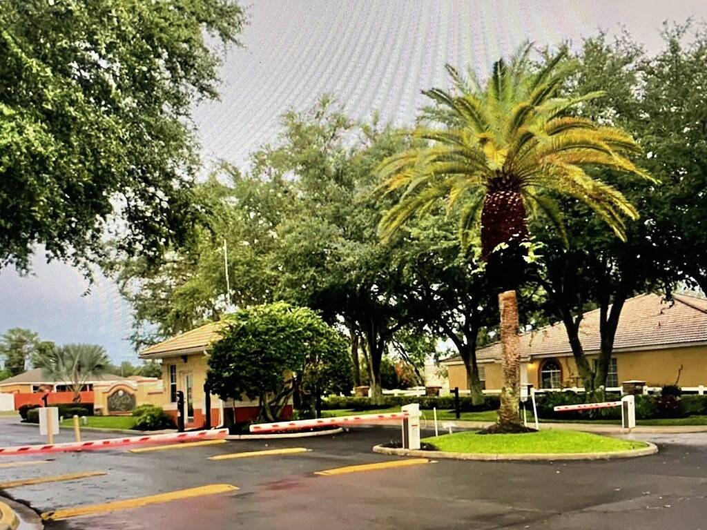 Ganze Wohnung, Lovely bright high ceilings condo in Lake Marion (FL)