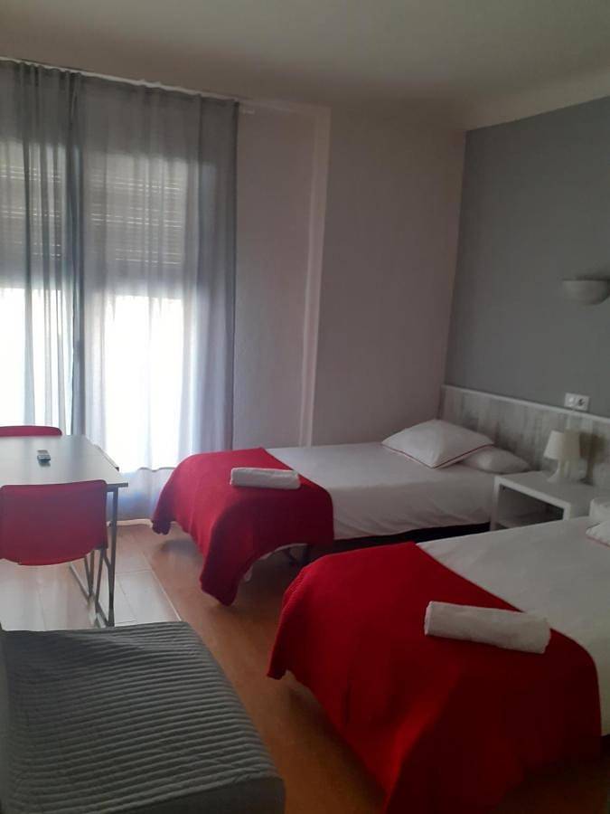 Gîte pour 6 personnes, avec balcon à Tudela - 4