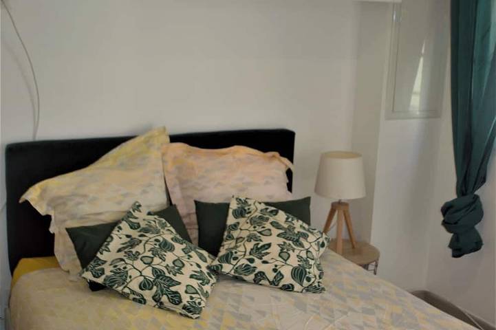 Gîte pour 2 personnes, avec jacuzzi dans Office De Tourisme Et Des Congres De Marseille - 3