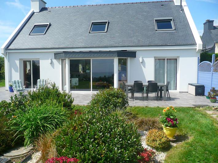 Cottage pour 5 personnes, avec jardin dans Port de Brigneau