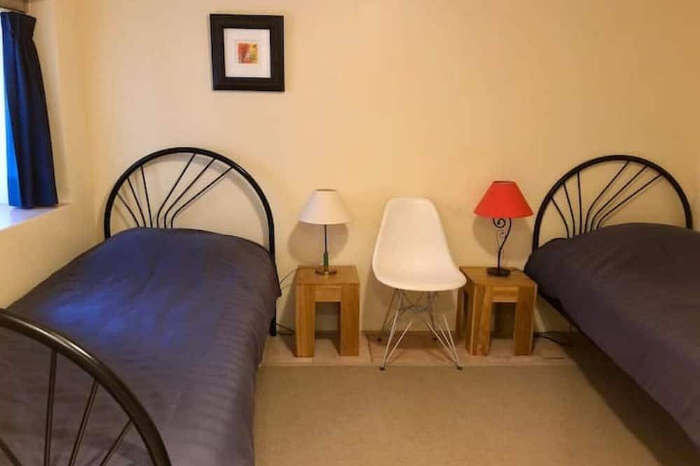 Entire apartment, Authentic stay in the Ardeche with breathtaking views in Vals-les-Bains, Parc naturel régional des Monts d'Ardèche