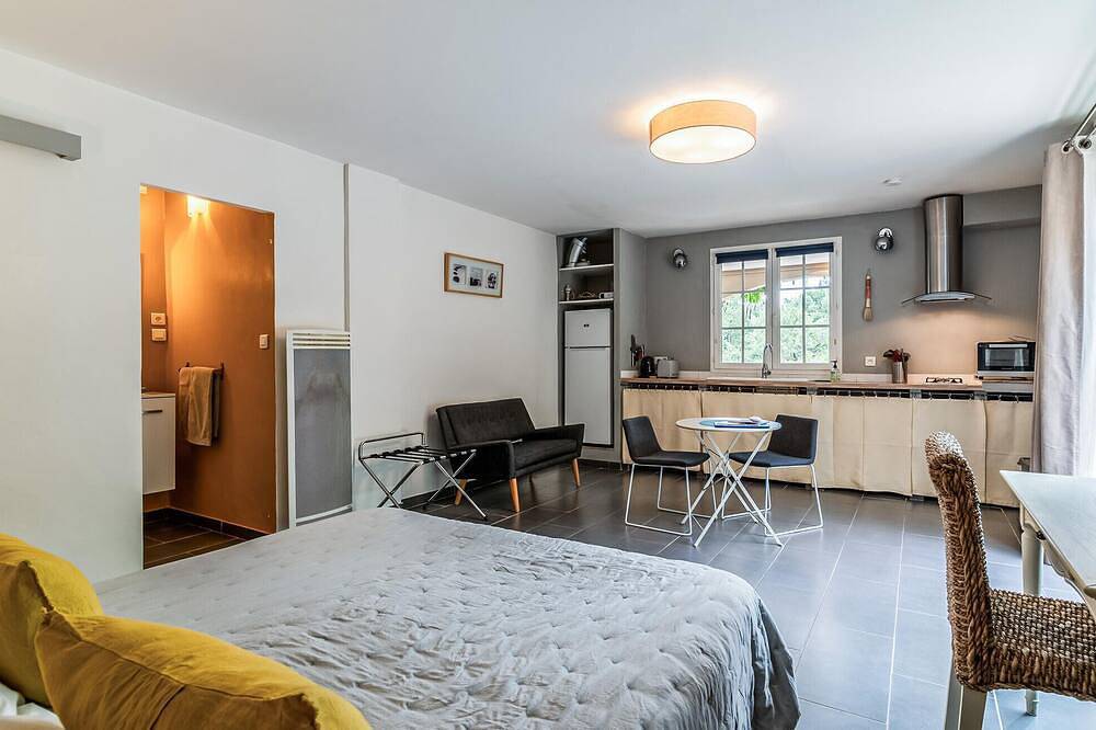 Amazing home in St Maximim La Ste Baum in Saint-Maximin-la-Sainte-Baume, Brignoles region