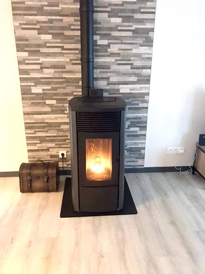 Location de vacances pour 7 personnes, avec terrasse et jardin, animaux acceptés à Bréville-sur-Mer - 4