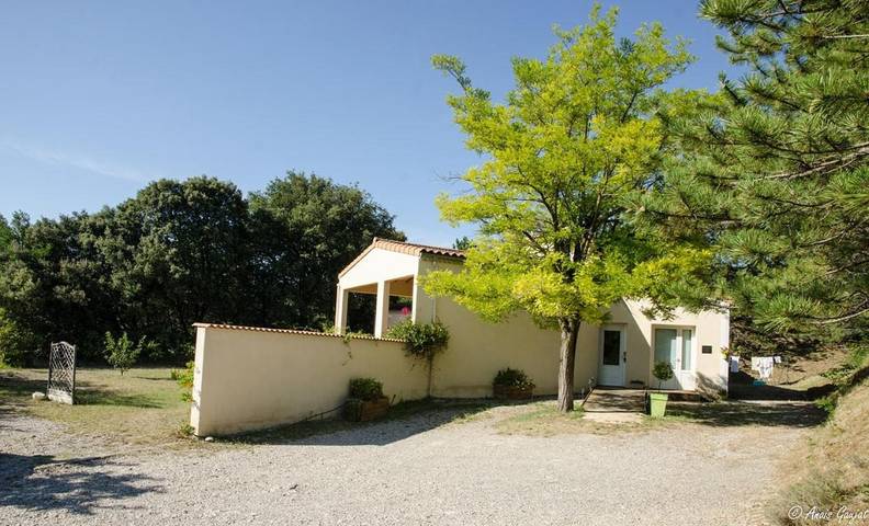 Gîte pour 4 personnes, avec jardin et terrasse à Aouste-sur-Sye - 2