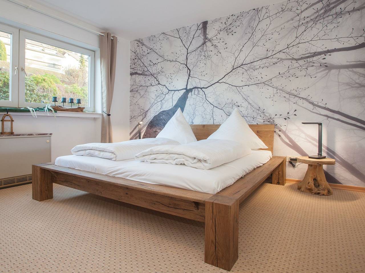 Geheel appartement, Appartement met balkon en garage in Niedersfeld, Upland