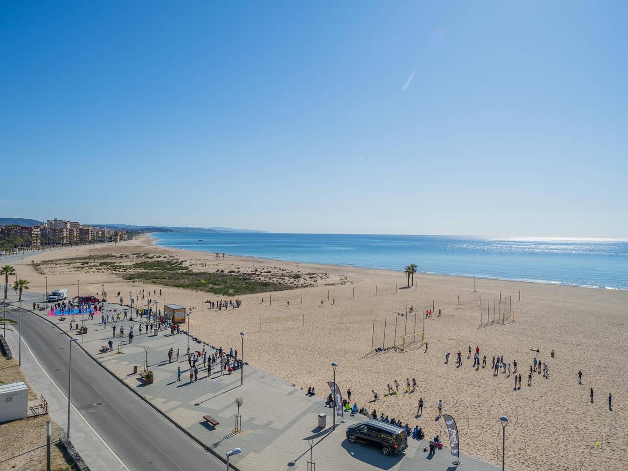 Apartamento entero, Apartamento en Primera Línea, 4 Habitaciones, Wifi, Piscina y Parking, Vistas al Mar in Torredembarra, Costa Dorada