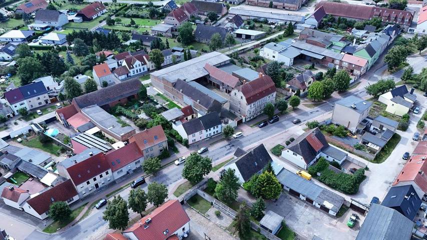Ferienwohnung für 5 Personen, mit Terrasse und Garten in Barby