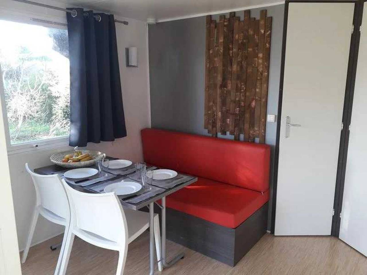 Camping 3 étoiles - Piscine  - ccbbhbi in Pézenas, Côte d'Améthyste