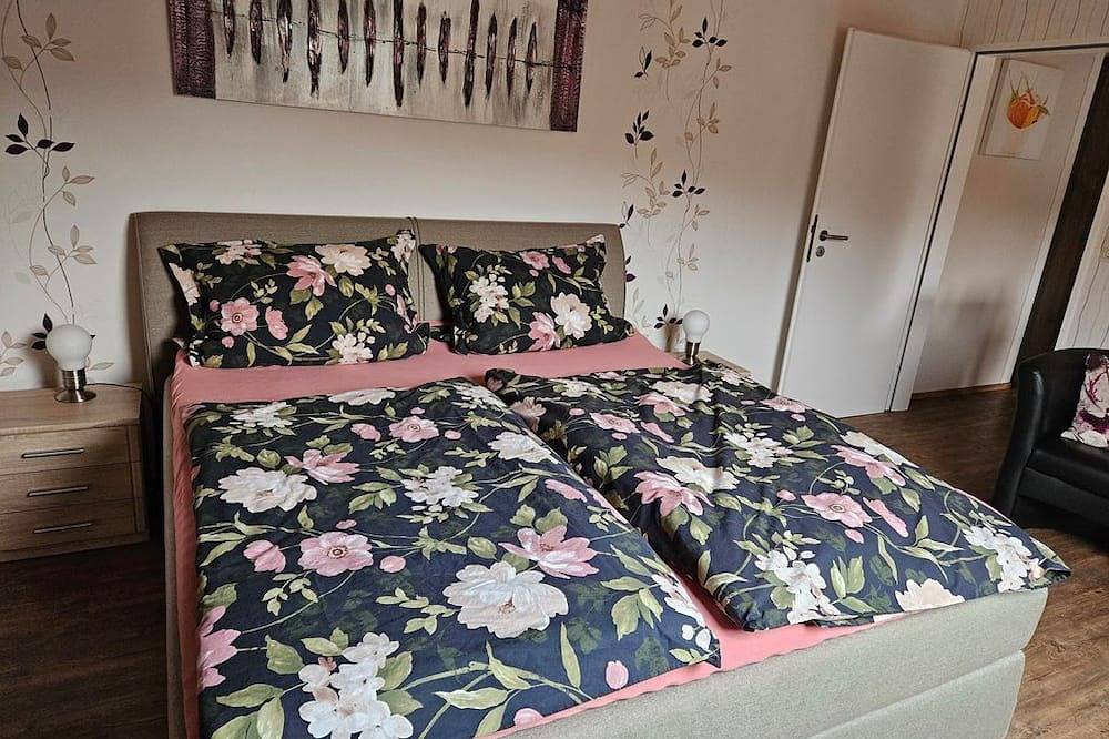 Ganze Wohnung, Mathildas Ferienwohnung - Ferienwohnung mit 2 Schlafzimmern in Burg Eltz, Hatzenport