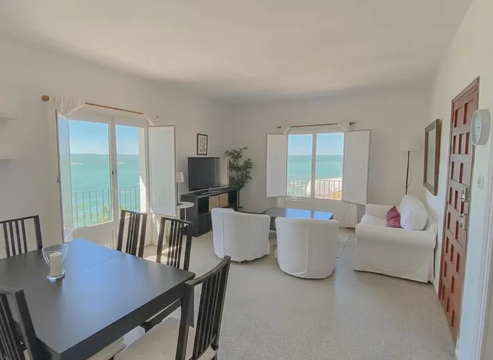 Apartamento de vacaciones para 6 personas, con balcón y vistas - 1