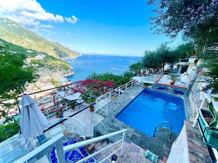 B&b per 2 persone, con panorama e giardino nonché piscina, con animali domestici a Minori