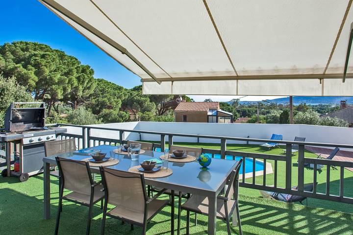 Villa pour 8 personnes, avec jardin et piscine, animaux acceptés à Calvi - 2