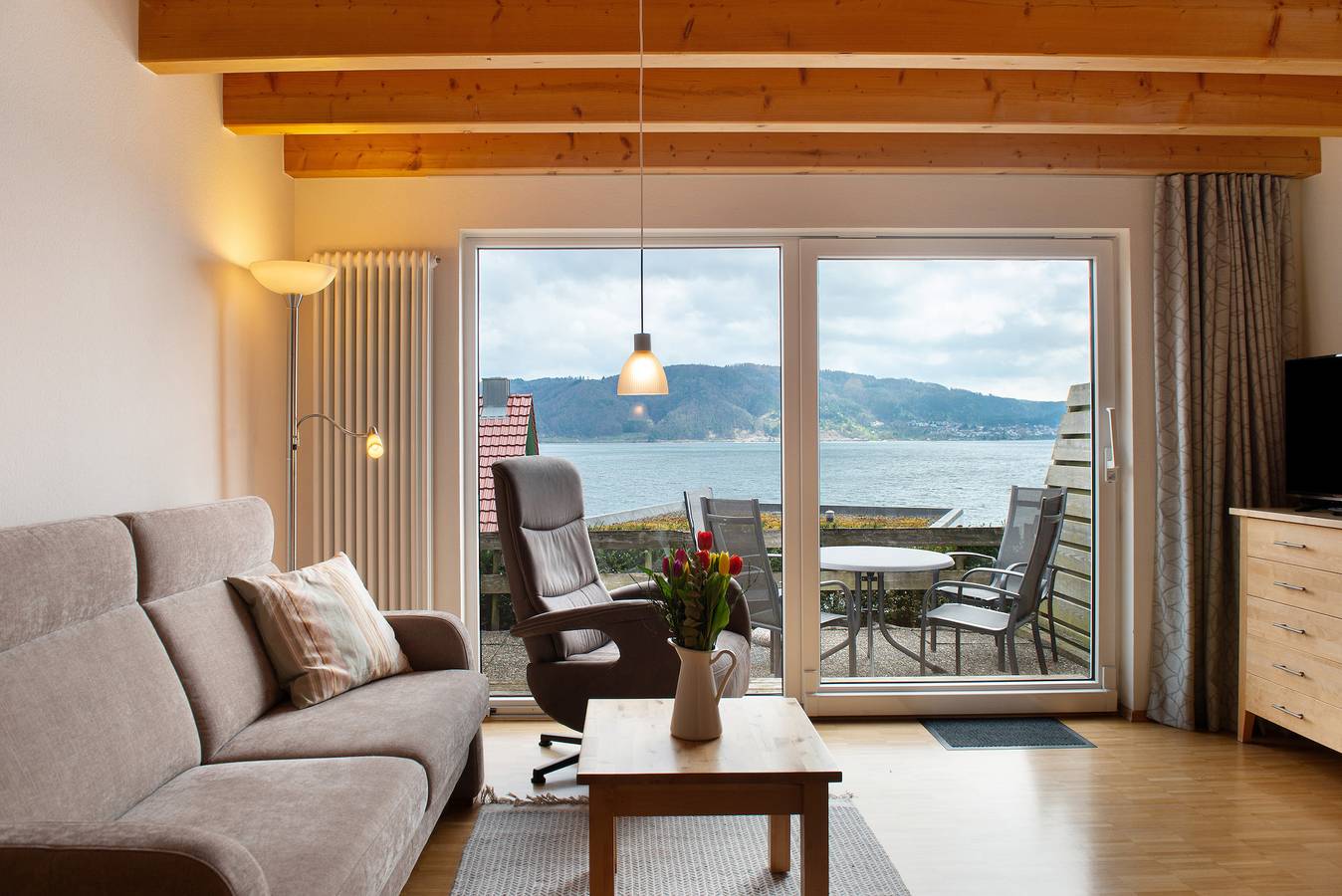 Appartement "6" avec terrasse privée, jardin partagé et Wi-Fi in Bodman-Ludwigshafen, Obersee (Bodensee)