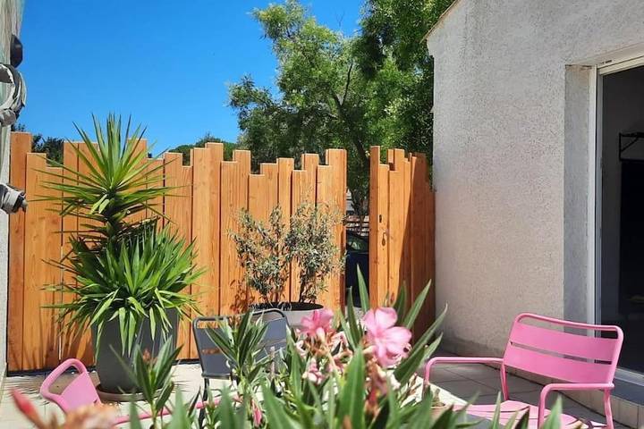 Location de vacances pour 4 personnes, avec vue et balcon à Sussargues - 4