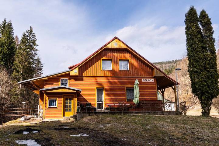 Chalet für 25 Personen, mit Garten und Ausblick am Riesengebirge