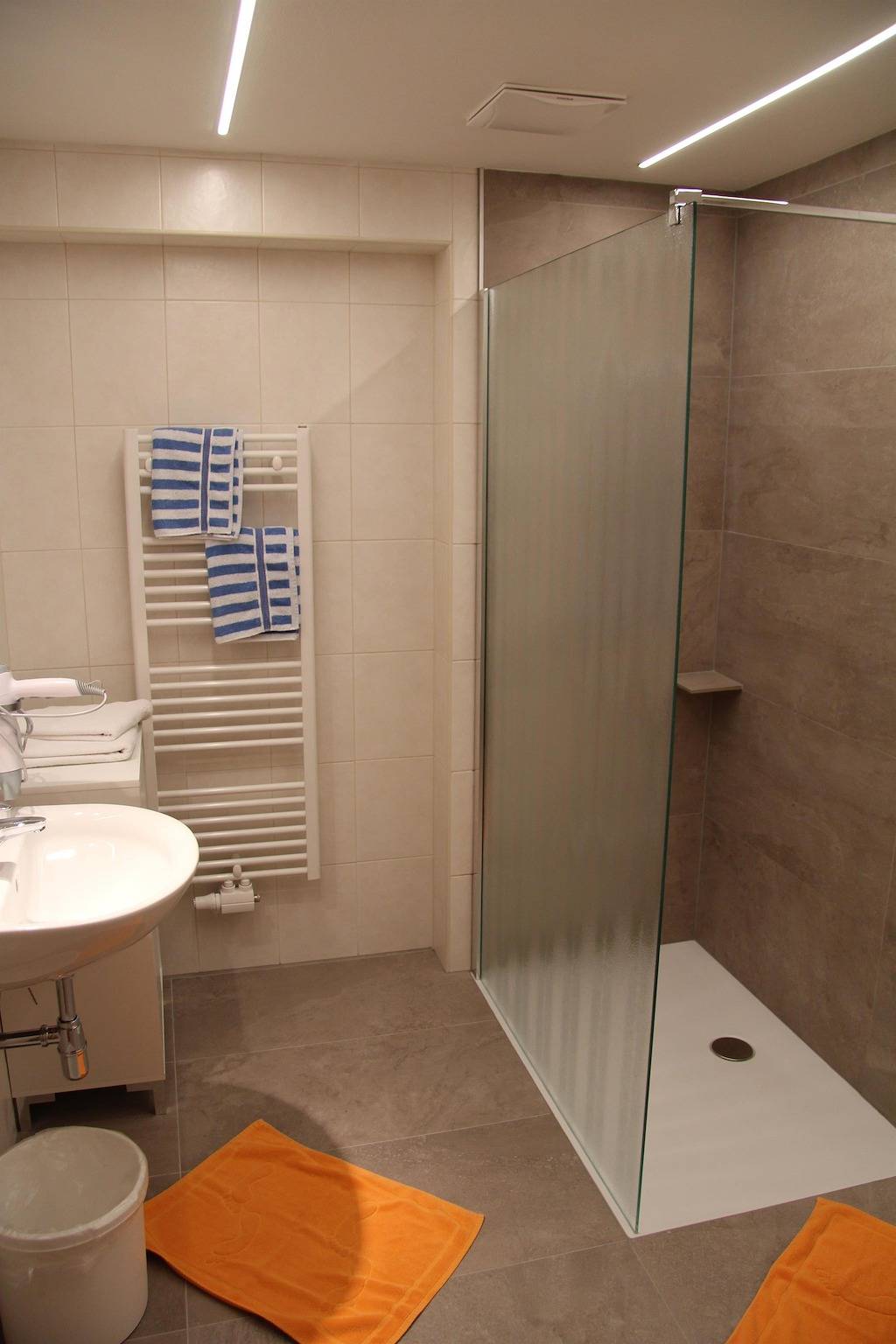 Ganze Ferienwohnung, Rad &amp; Frühstückspension Taurer in Dellach im Drautal, Oberkärnten