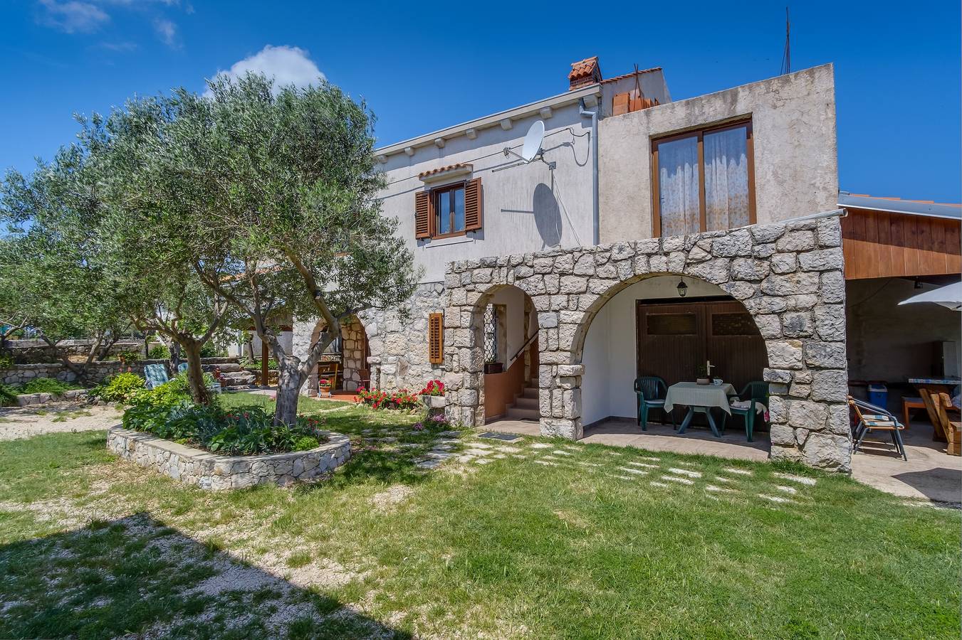 Ganze Wohnung, Apartments with parking space Punta križa, Cres - 867 in Cres