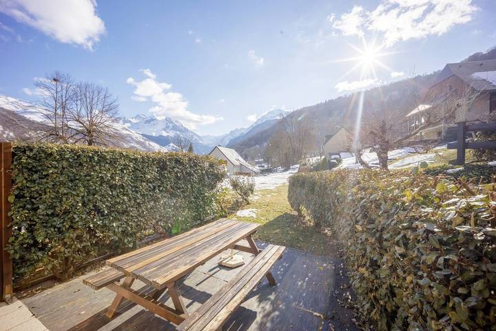 Appartement de vacances entier, Appartement  8 personnes à Genos Proche lac Wifi in Génos, Pyrénées