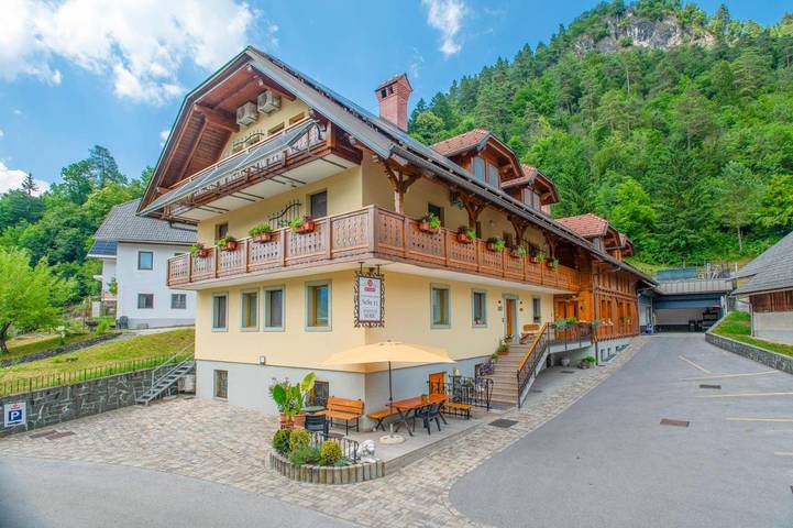 BnB für 3 Personen, mit Sauna und Terrasse in Bled