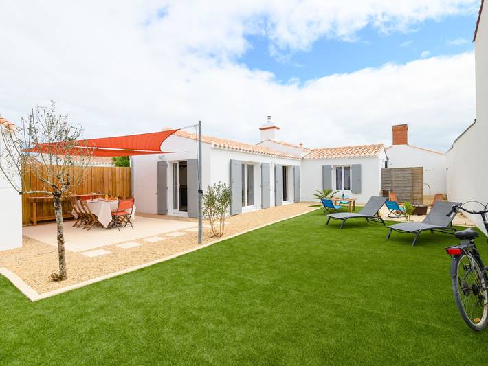 Ferienhaus für 6 Personen, mit Terrasse und Garten