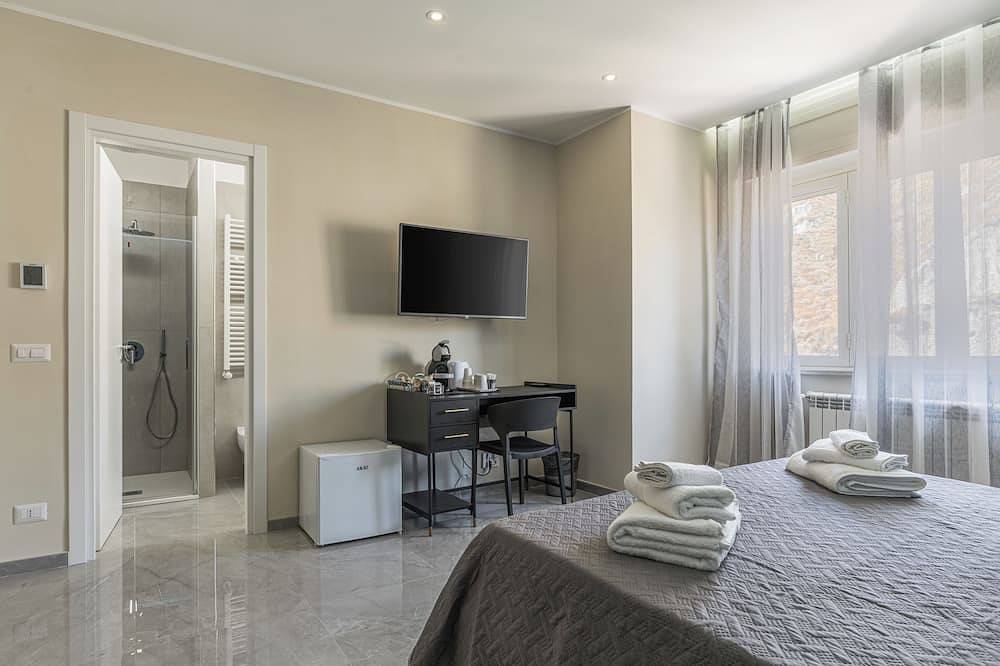 New structure 100m from the sea with, Wi-Fi, Air cl, ready to welcome you in Crotone, Crotone Province