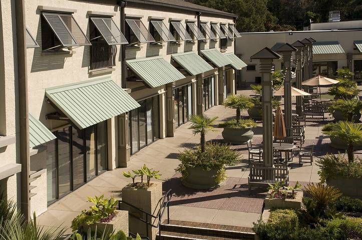 Villa for 6 people, with terrace and hot tub in South Carolina